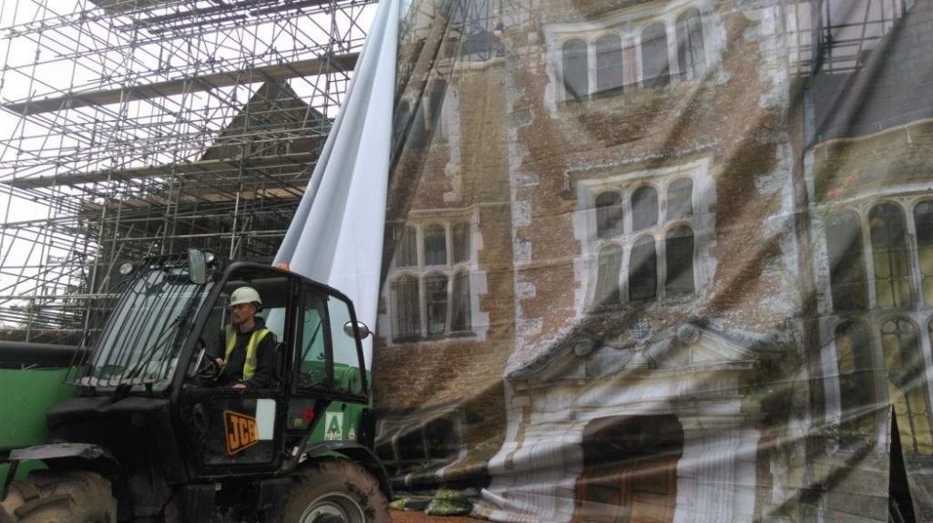 Printed mesh screen going up