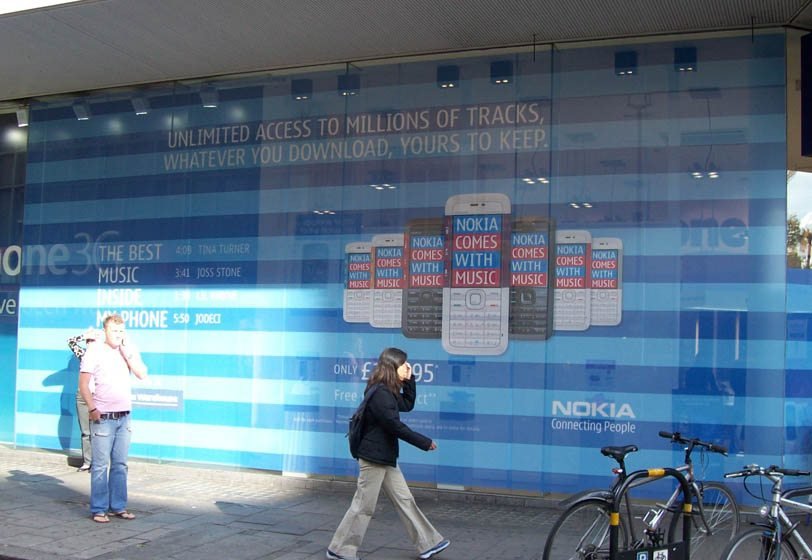 one-way-vision-window-graphic-display1.jpg
